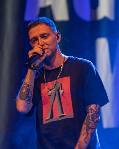 Oxxxymiron