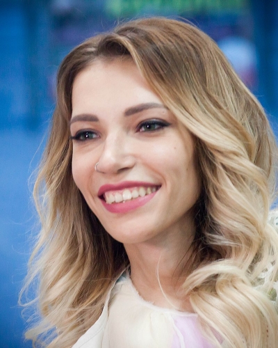 Самойлова, Юлия Олеговна