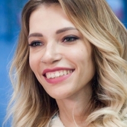 Самойлова, Юлия Олеговна